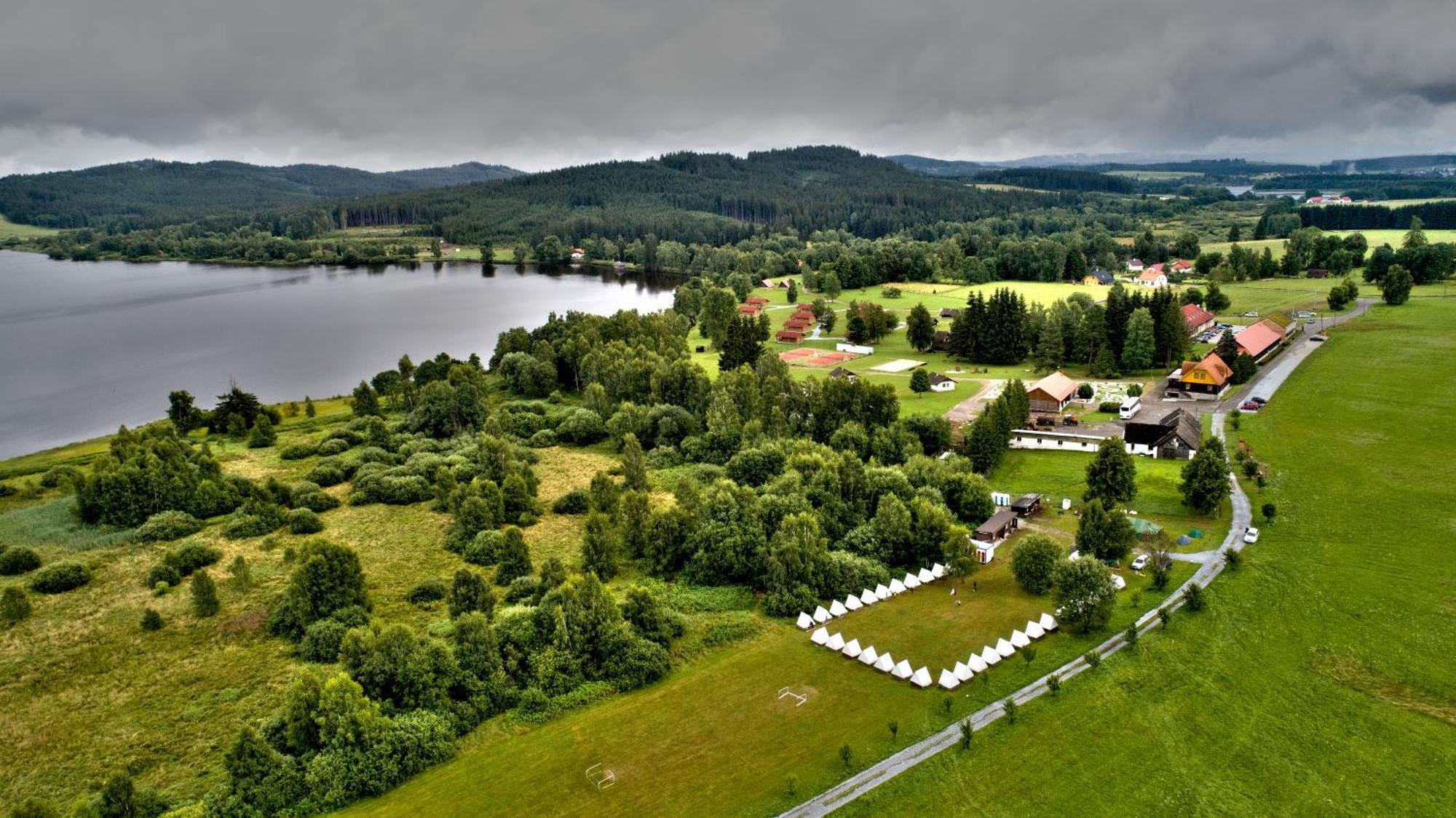 Resort Olsina Horní Planá エクステリア 写真